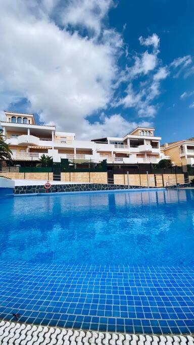 Appartement Golden Ocean View & Pool *