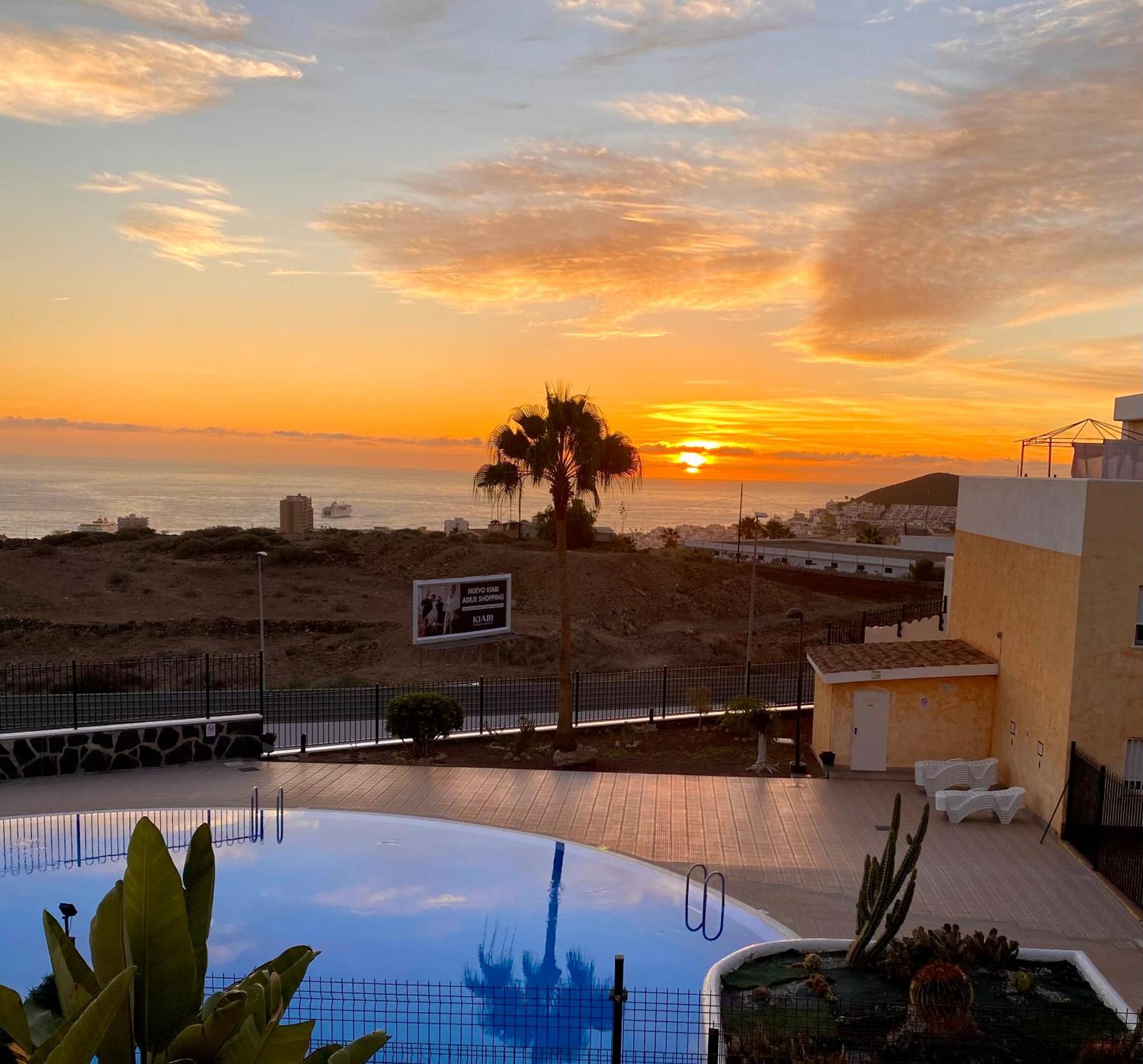 Golden Ocean View & Pool *
